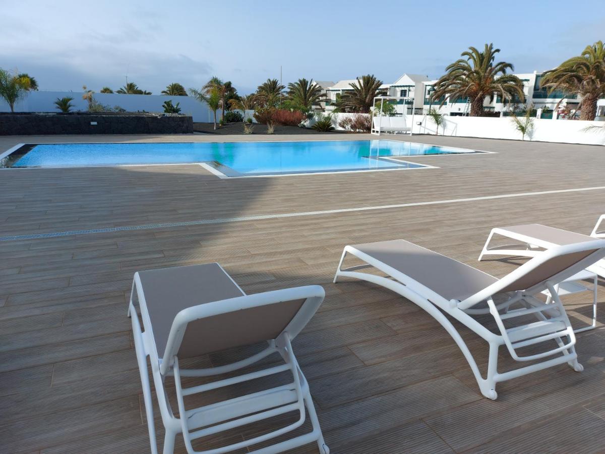 White Deluxe Apartamento Costa Teguise